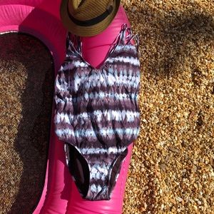 NWOT Hogie tie-dyed swim suit